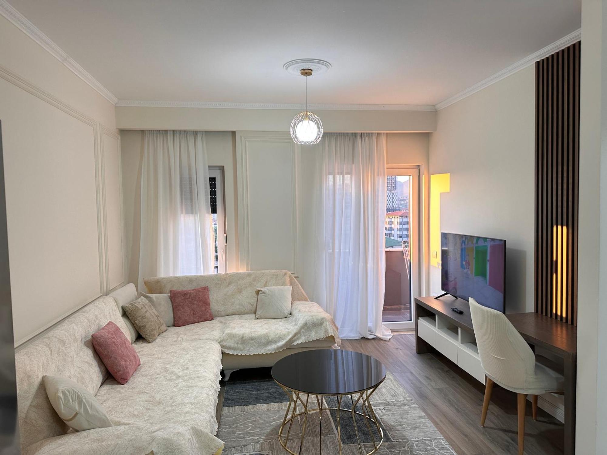 Spacious 2-Bedroom Apartment Near Center Tiranë Eksteriør bilde